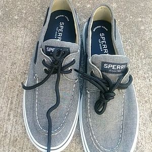 Men Sperry